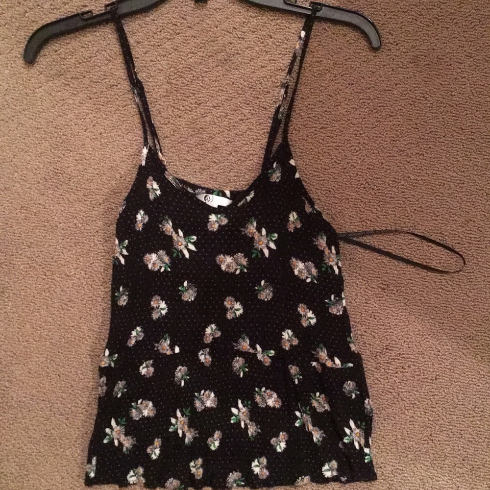 volcom spaghetti strap semi lose tank top